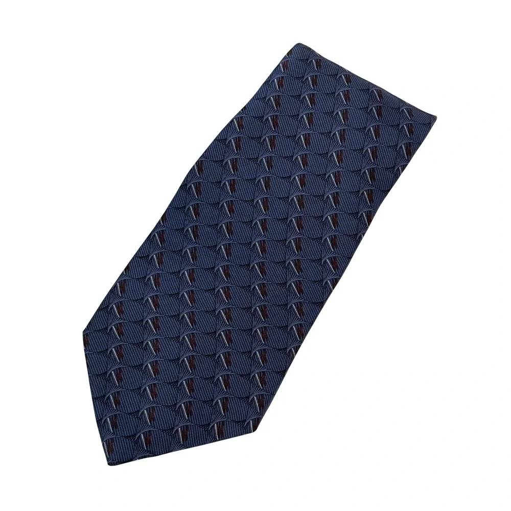 00241 -Bill Blass Geometric Mens Silk Necktie Blue Patterned Designer Formal NWT